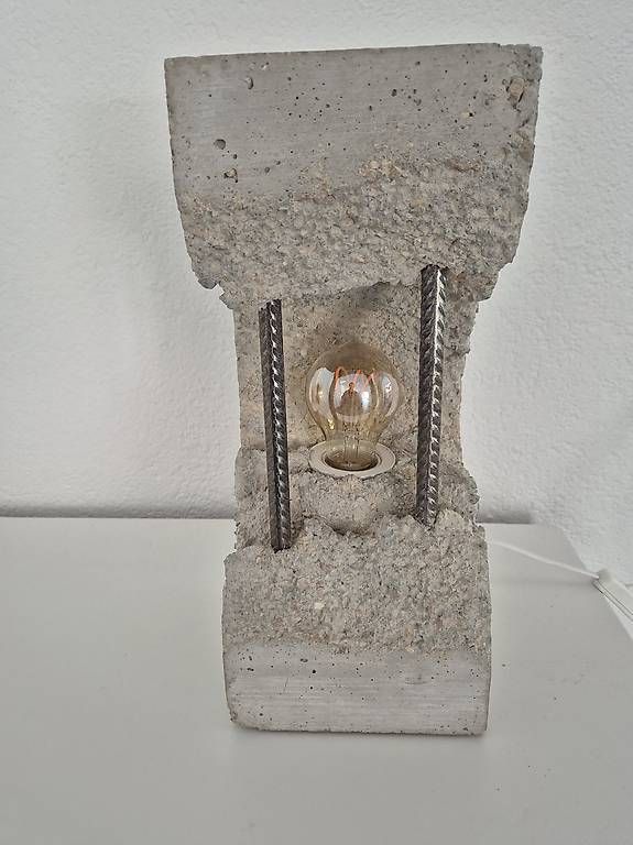 Lampade: Lampe en béton style industriel – Nuovo e nell'imballaggio originale da Bassecourt venduto da stalker01