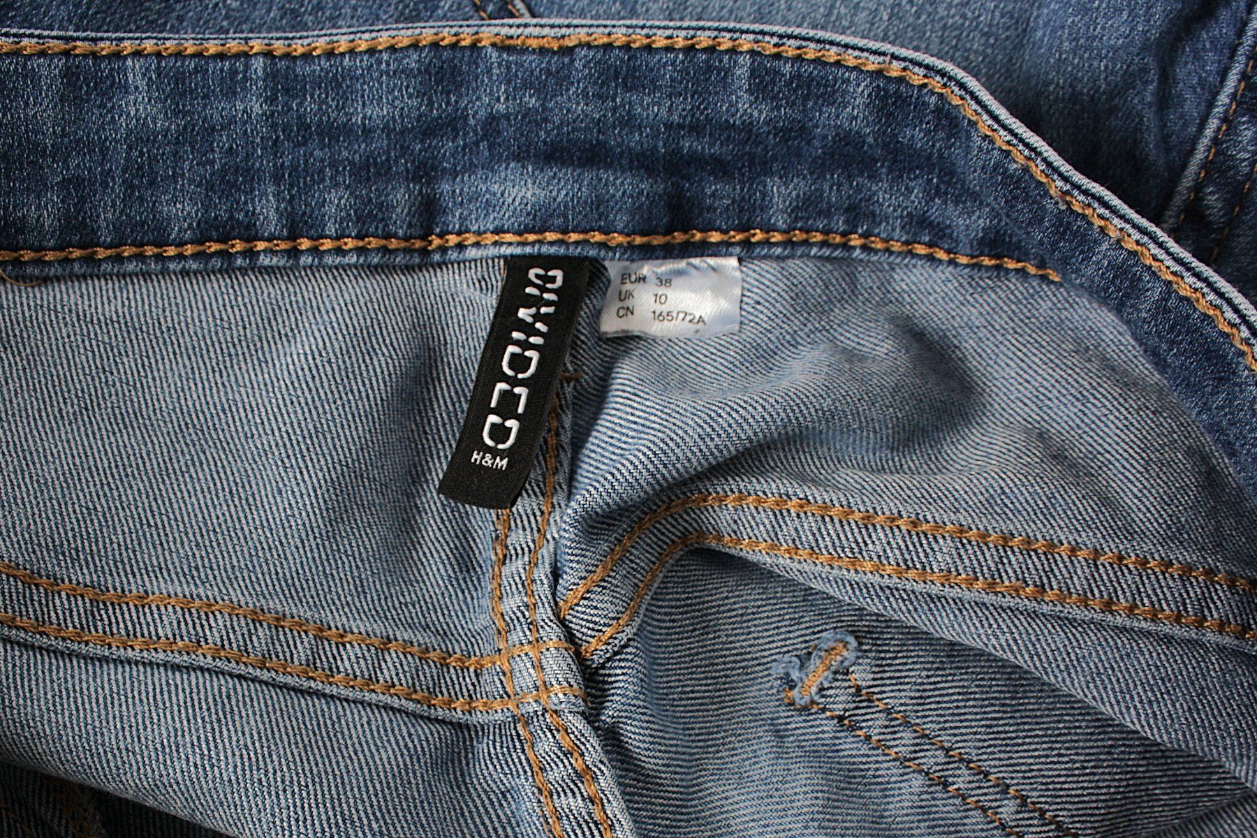 H&M Jeans: H&M Jeans 38 – Gebraucht aus Zollikofen von Restwert_Zollikofen 2