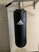 Adidas Boxsack  schwarz, top Zustand