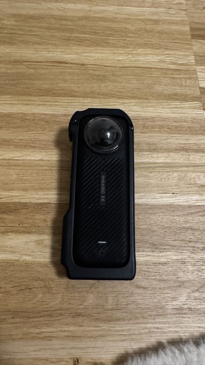 Insta360 Action Cam: Insta 360 x4 – Nuovo (secondo la descrizione) da Neuenhof venduto da aun_n8js