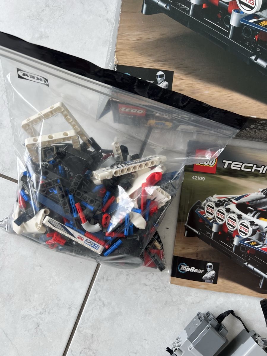 Lego Kit di costruzioni: Lego-Technic  Rally Car 42109 – Usato da Ebmatingen venduto da Samato 2