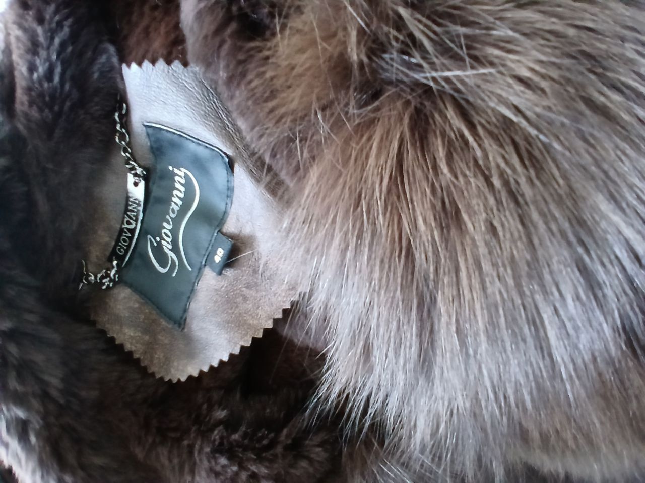 Cappotti: Manteau fourrure – Nuovo (secondo la descrizione) da Faoug venduto da PetitLuxe 4