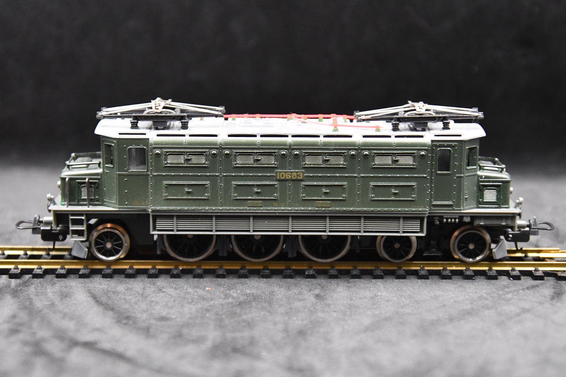 Lima Modellini di ferrovie: Lima E-Lok Ae 3/6 SBB, analog, Gleichstrom, Spur H0 – Usato da Rapperswil SG venduto da Phantomas14 2