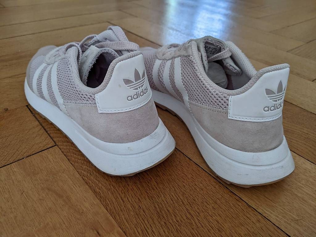 Scarpe da uomo: Adidas Sneakers, Gr. 42,5 – Nuovo e nell'imballaggio originale da Basel venduto da Phillip_G 2