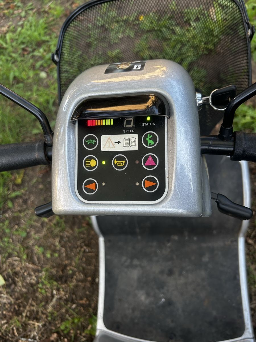 Veicoli elettrici: Seniorenmobil  – Usato da Dachsen venduto da CraneroEscooter 4