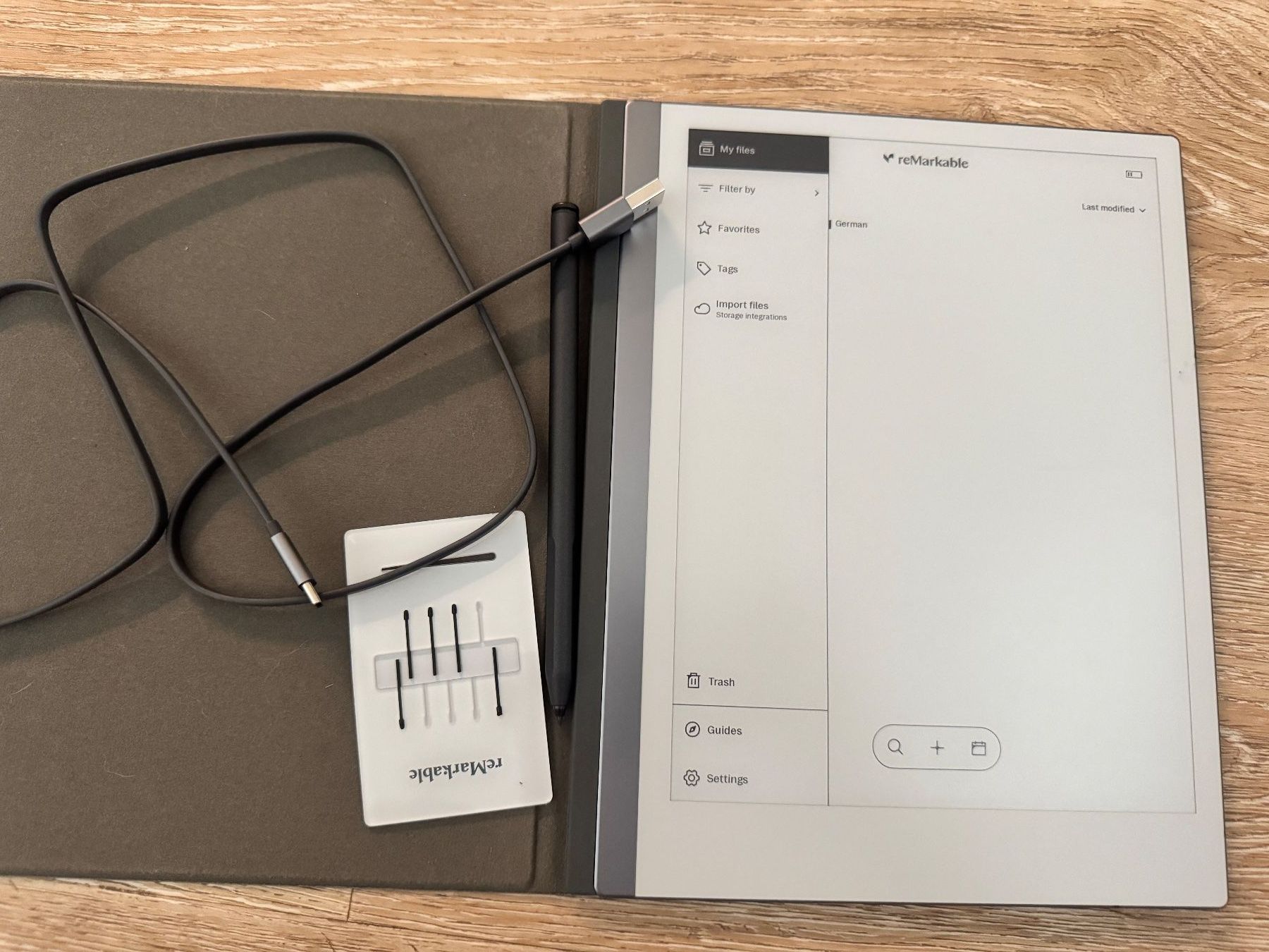 reMarkable Tablettes PC: Remarkable 2 mit Hülle, Kabel und Stift – D'occasion à Zürich par tun_rp76 2