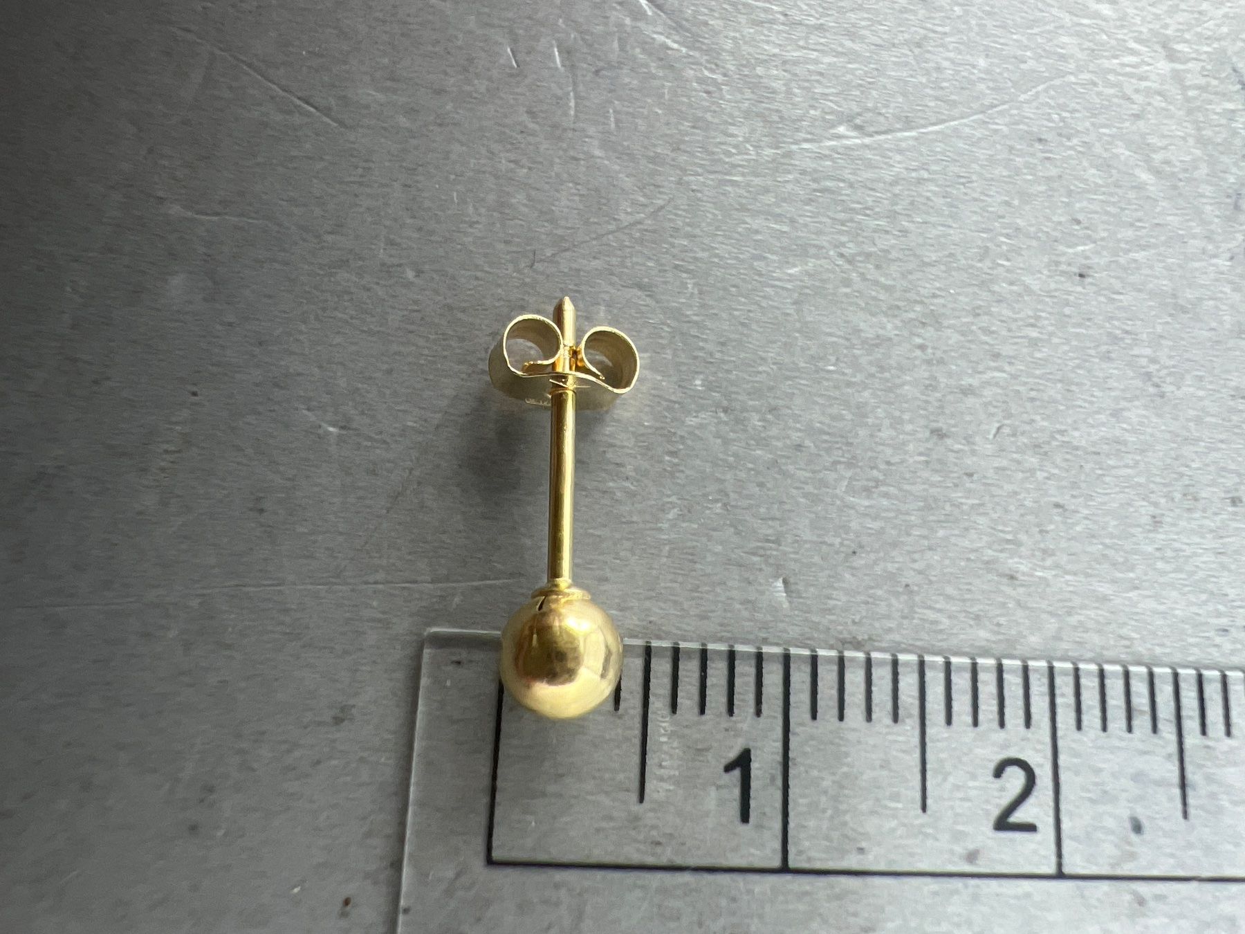 Ohrringe & -stecker: Ohrstecker 750 Gold – Gebraucht aus Niederuzwil von leo_8857 3