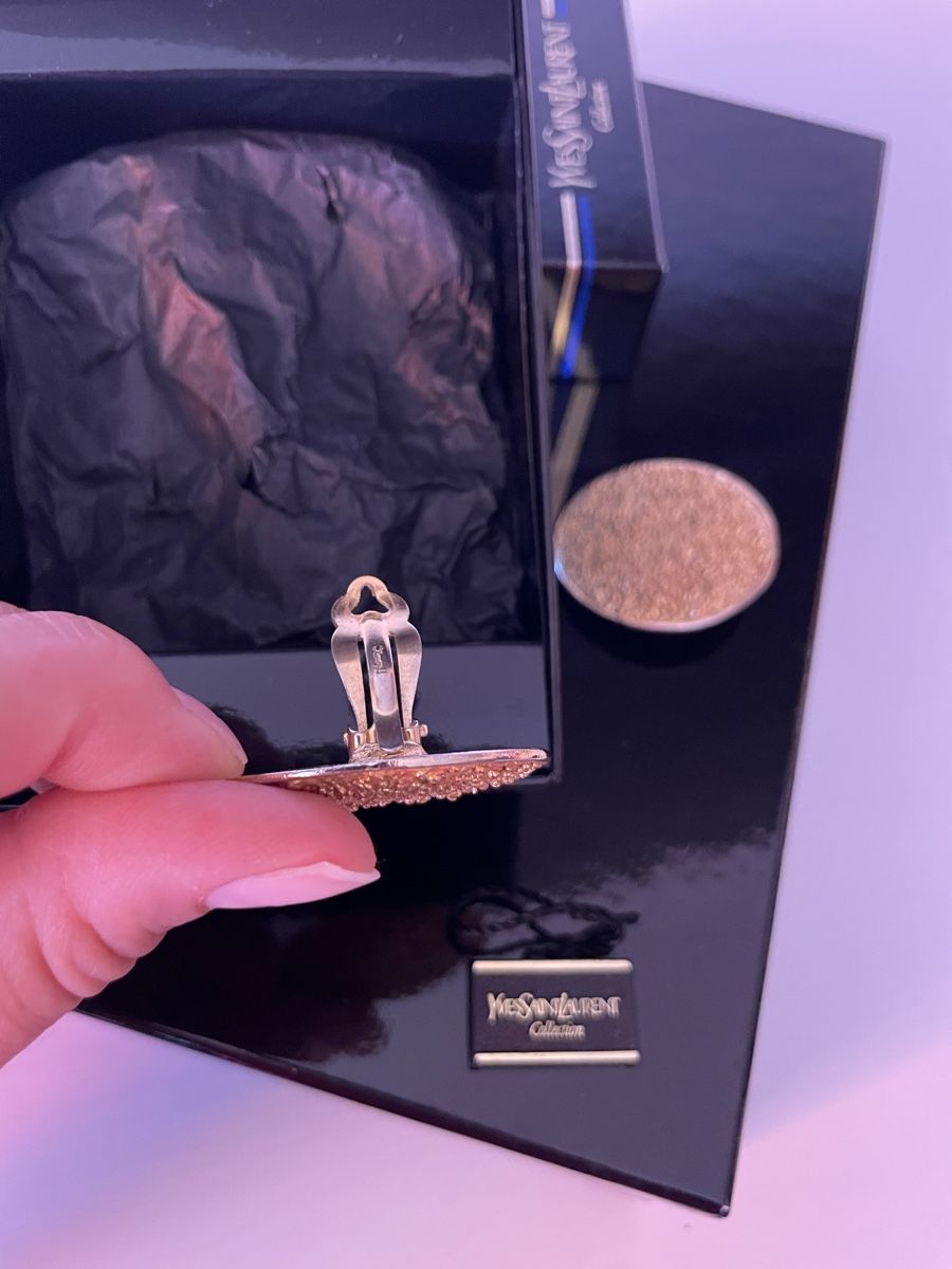 Orecchini pendenti & Orecchini a lobo: Boucles d’oreilles Vintage YSL – Nuovo (secondo la descrizione) da Versoix venduto da Pti-pois 2