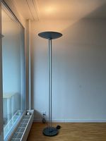 Stehlampe // Lampe sur pied // Floor Lamp
