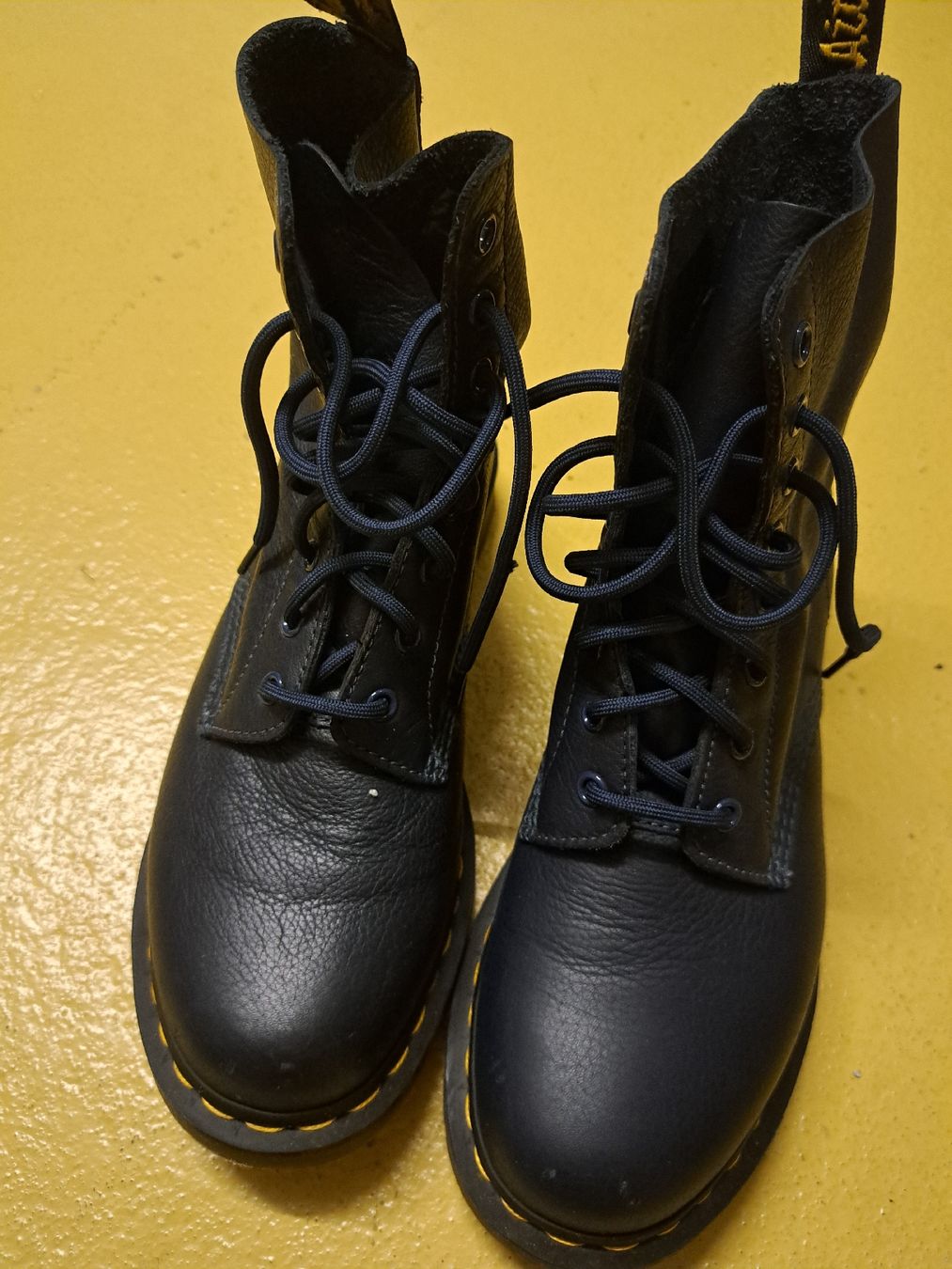 Dr. Martens Scarpe da donna: Dr. Martens 1460 Pascal Stiefel Damen Grösse 42 EU – Nuovo (secondo la descrizione) da Ins venduto da bohmhe