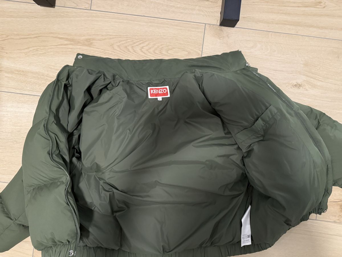 Giacche: Cozy Kenzo Puffer Jacket - Olive Green – Usato da Zürich venduto da eli_gmr8 2