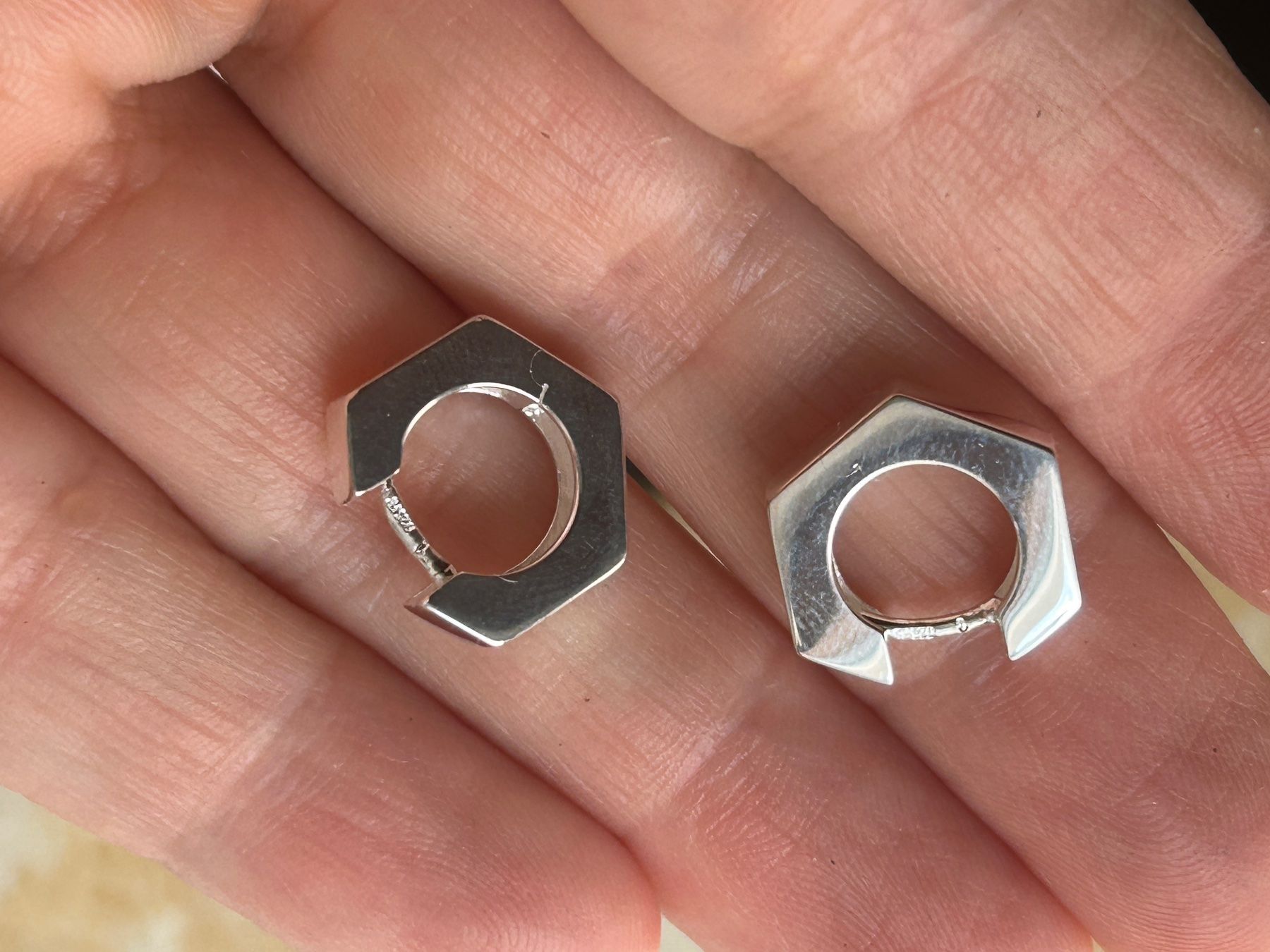 Ohrringe & -stecker: KREOLEN 5ECK (Silver) 1.3 cm – Gebraucht aus Laufen von Bellebellezza 6
