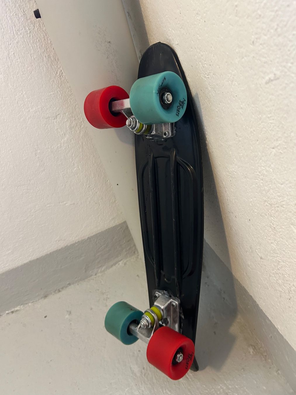 Penny Skateboards Skateboards: Pennyboard /Skateboard – D'occasion à Wabern par belka72 4