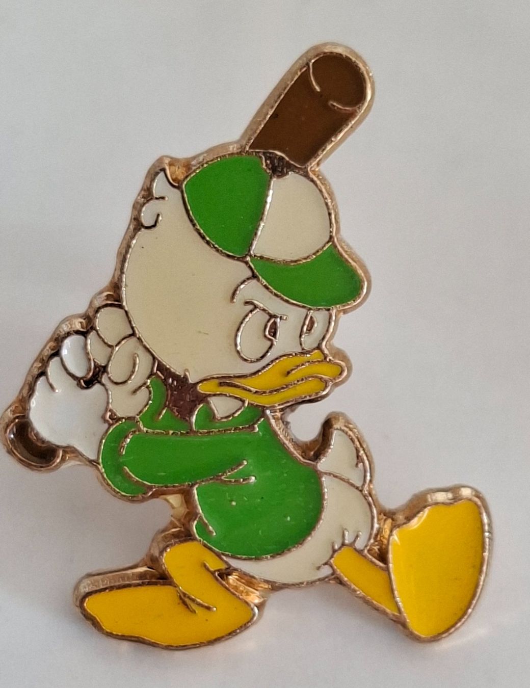 Placchette & Badge: 6 Disney Pins, Donald Duck und Mickey Mouse – Usato da Opfikon venduto da Diversamente 1
