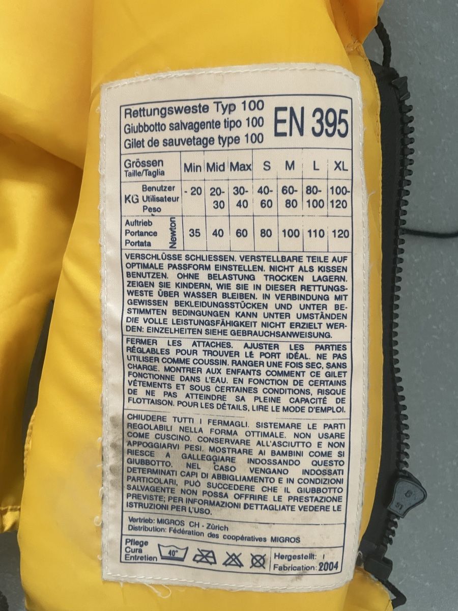 Schwimmwesten: Rettungsweste Typ 100 EN 395, Midi – Gebraucht aus Schwyz von Bergblume75 3