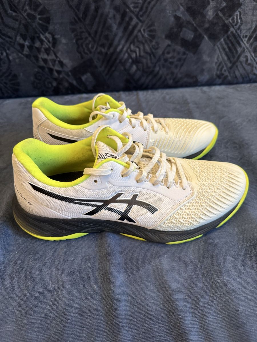 Chaussures hommes: ASICS Netburner Ballistic FF  – D'occasion à Mönchaltorf par osi_t7tl