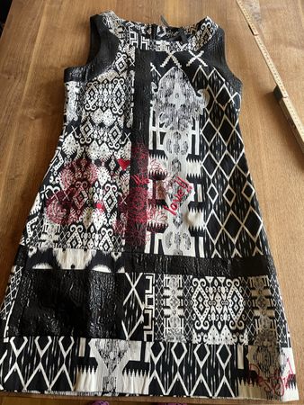 Desigual Etui Kleid Gr 40