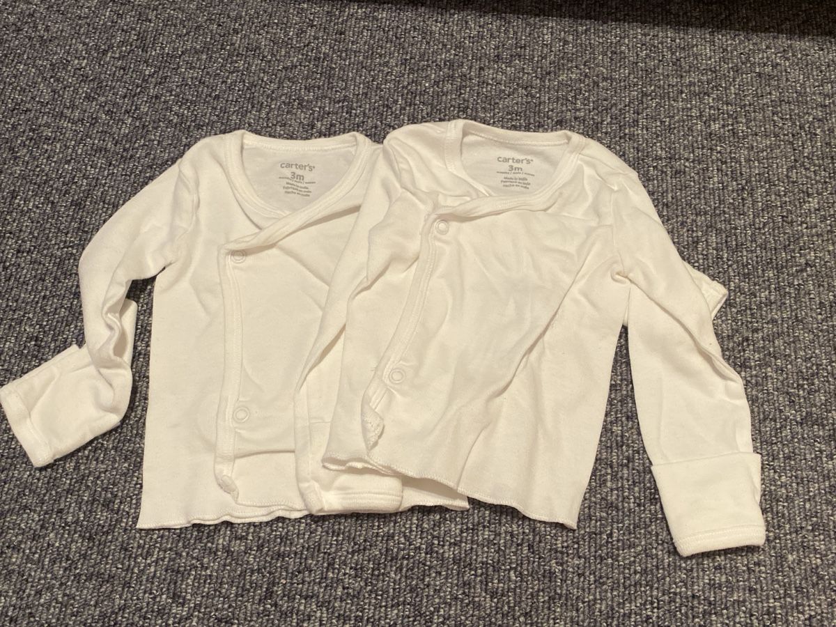 Kleiderpakete: Carter Haut zu Haut Shirt  – Neu (gemäss Beschreibung) aus Wengi b. Büren von sch_dmj5