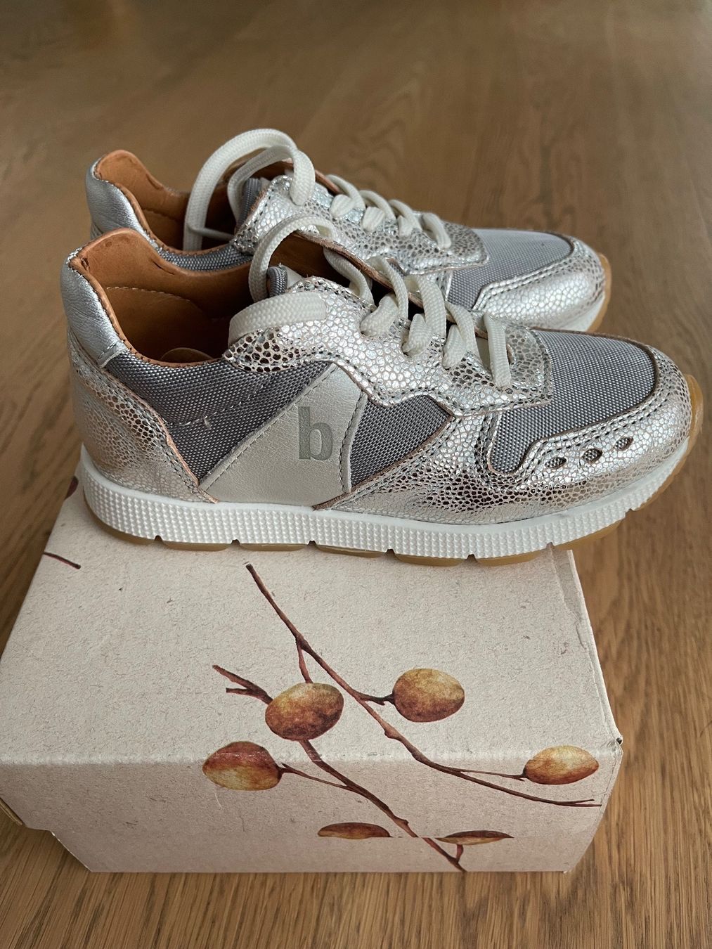 Bisgaard Scarpe per ragazze: BISGAARD Ledersneaker 31 !!NEU!! – Nuovo e nell'imballaggio originale da Obfelden venduto da dafae