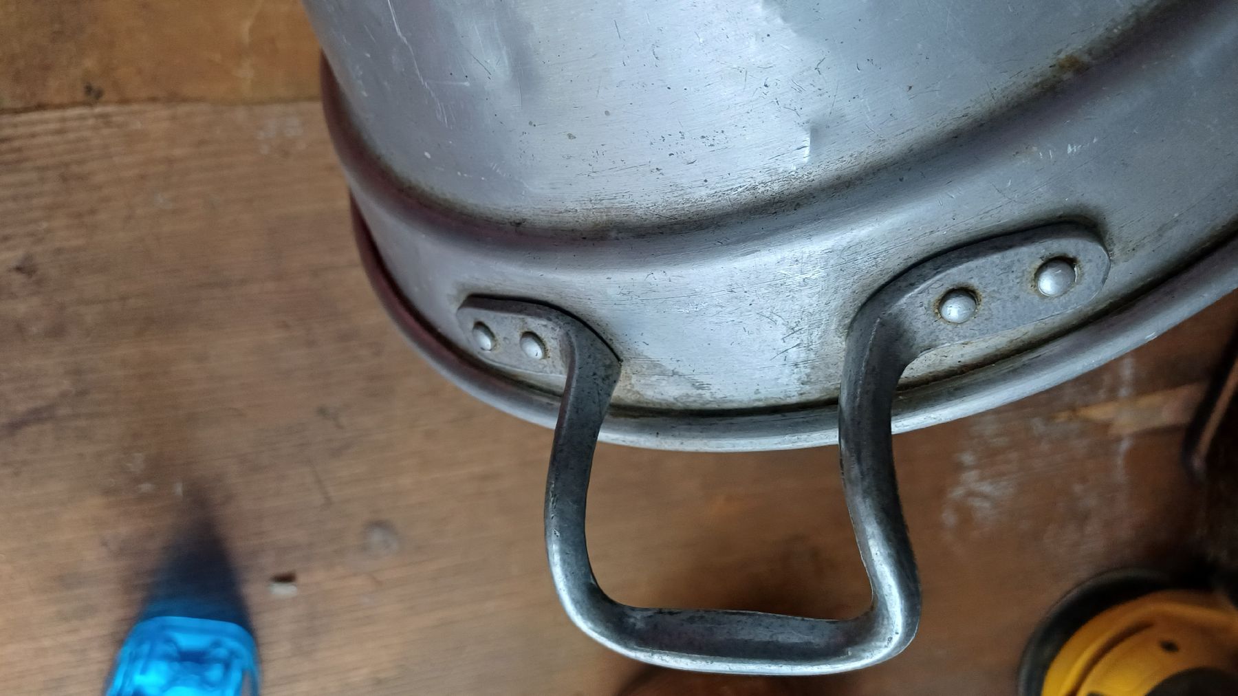 Coupes: Altes Aptropfsieb  – D'occasion à Flawil par Naphtali 3