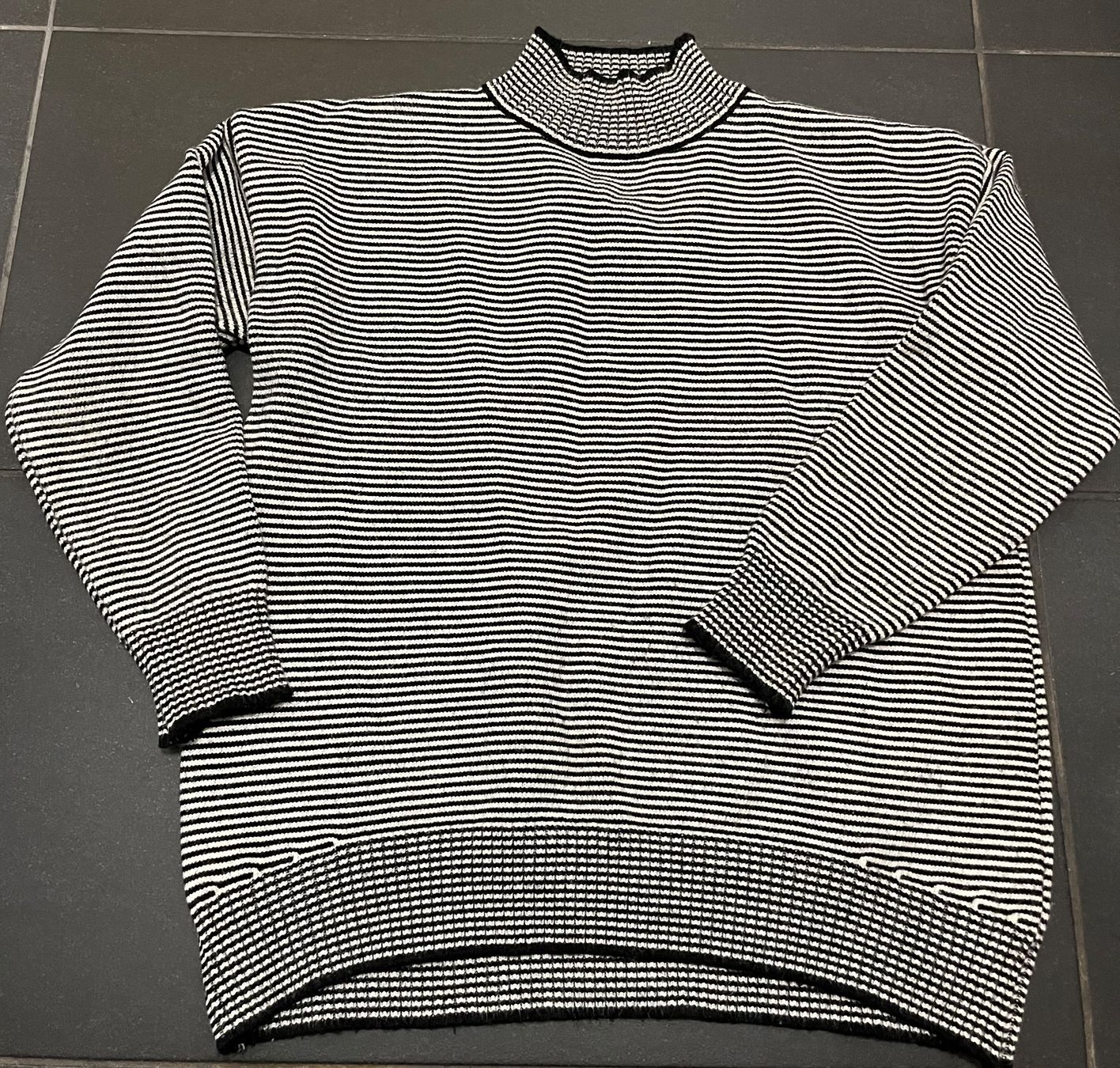 Maglioni & Felpe: New beautiful sweater size S – Nuovo (secondo la descrizione) da Chêne-Bougeries venduto da Seetooyoo 5