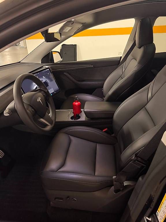 Tesla Autos: Tesla Model Y Performance Nera 2024 - Possibilità LEASING – Gebraucht aus Davesco-Soragno von AGiaretti 3