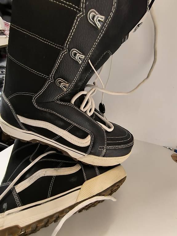 Scarpe da uomo: Vans Snowboard shuhe – Usato da St. Gallen venduto da rac_8n8q 1