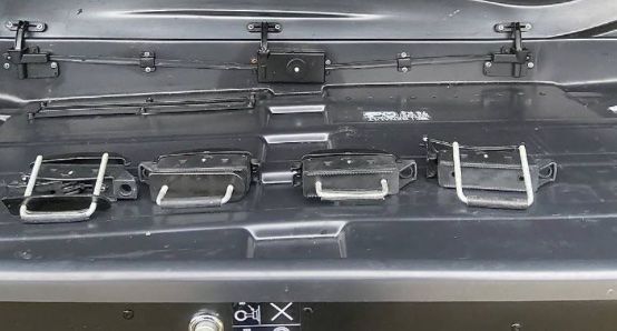 Box da tetto: Original Renault Dachbox (630 Liter) – Usato da Kollbrunn venduto da Juklowin 1
