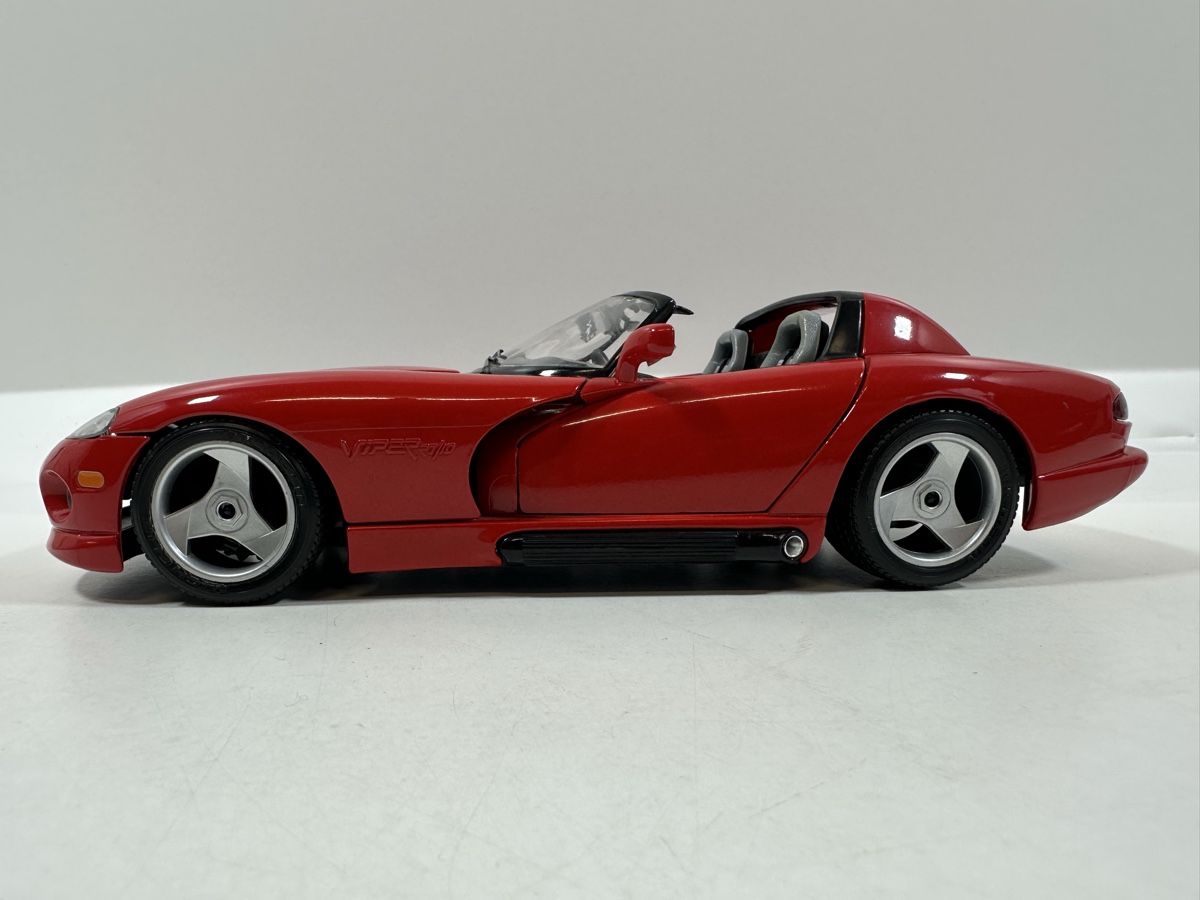 Bburago Modellautos: Dodge Viper RT/10 1:18, rot, BBURAGO – Neu (gemäss Beschreibung) aus Zofingen von rf9_x2xt 2