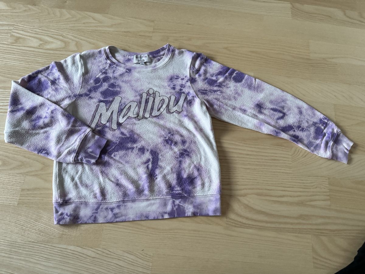 Lotti & Set di vestiti: 3er Set Mädchenpullover Gr.122-128 – Usato da Genthod venduto da Tidus04 3