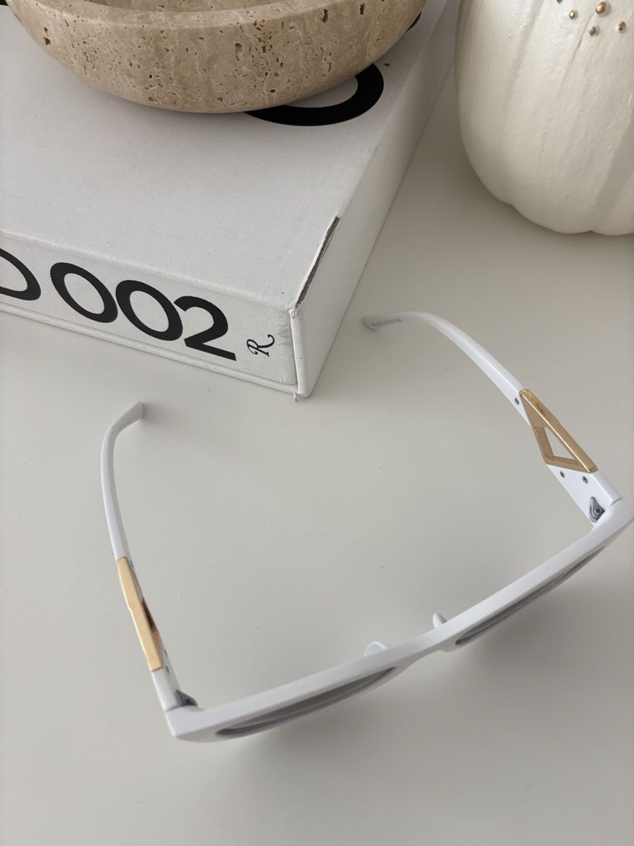 Occhiali & Lenti: Sunglasses in White – Usato da Horgen venduto da len_qjz9 3