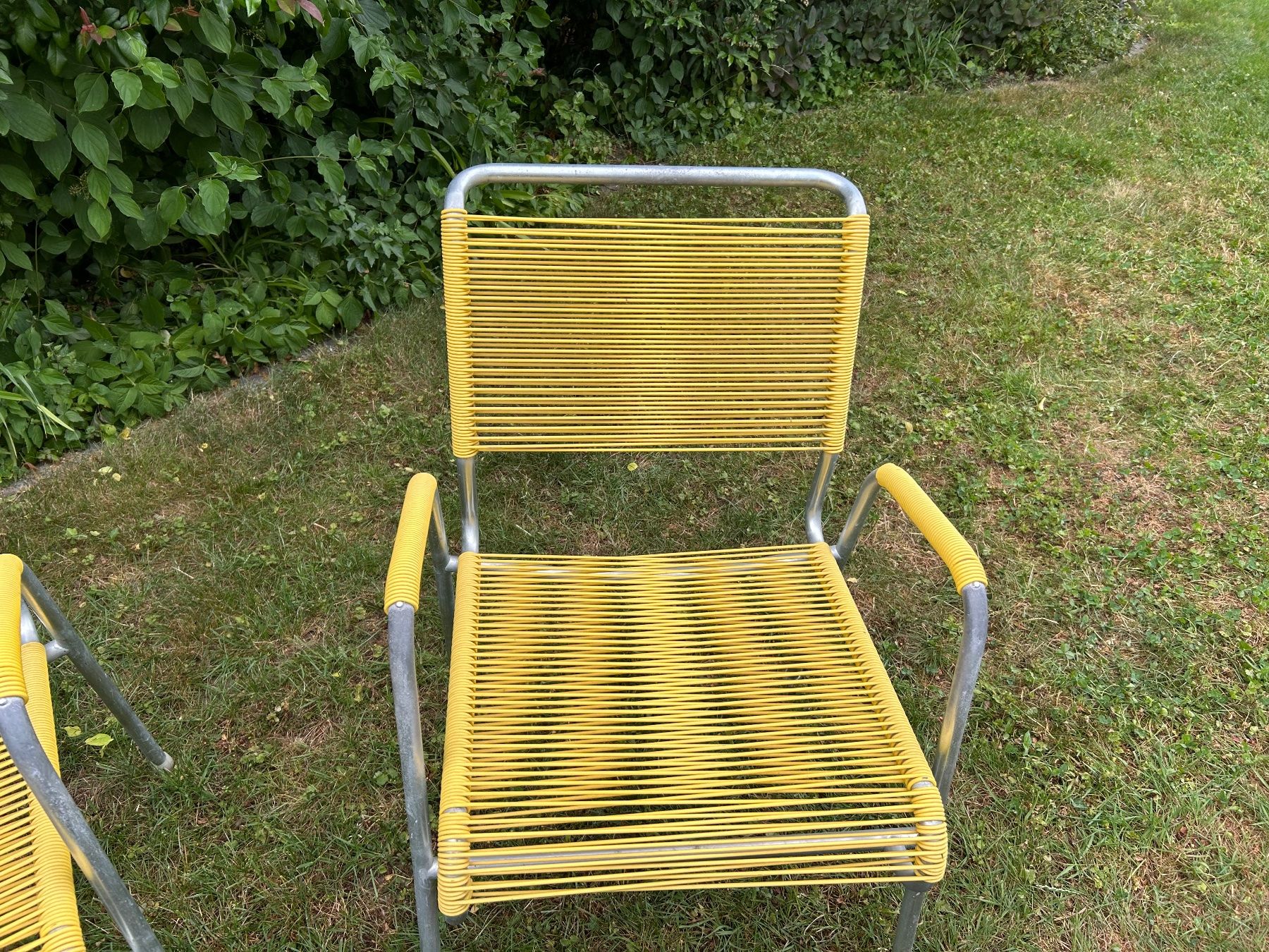 Poltrone: 2 Spaghetti-Sessel mit 2 Spaghetti-Hockern – Usato da Murten venduto da zia_6czz 3