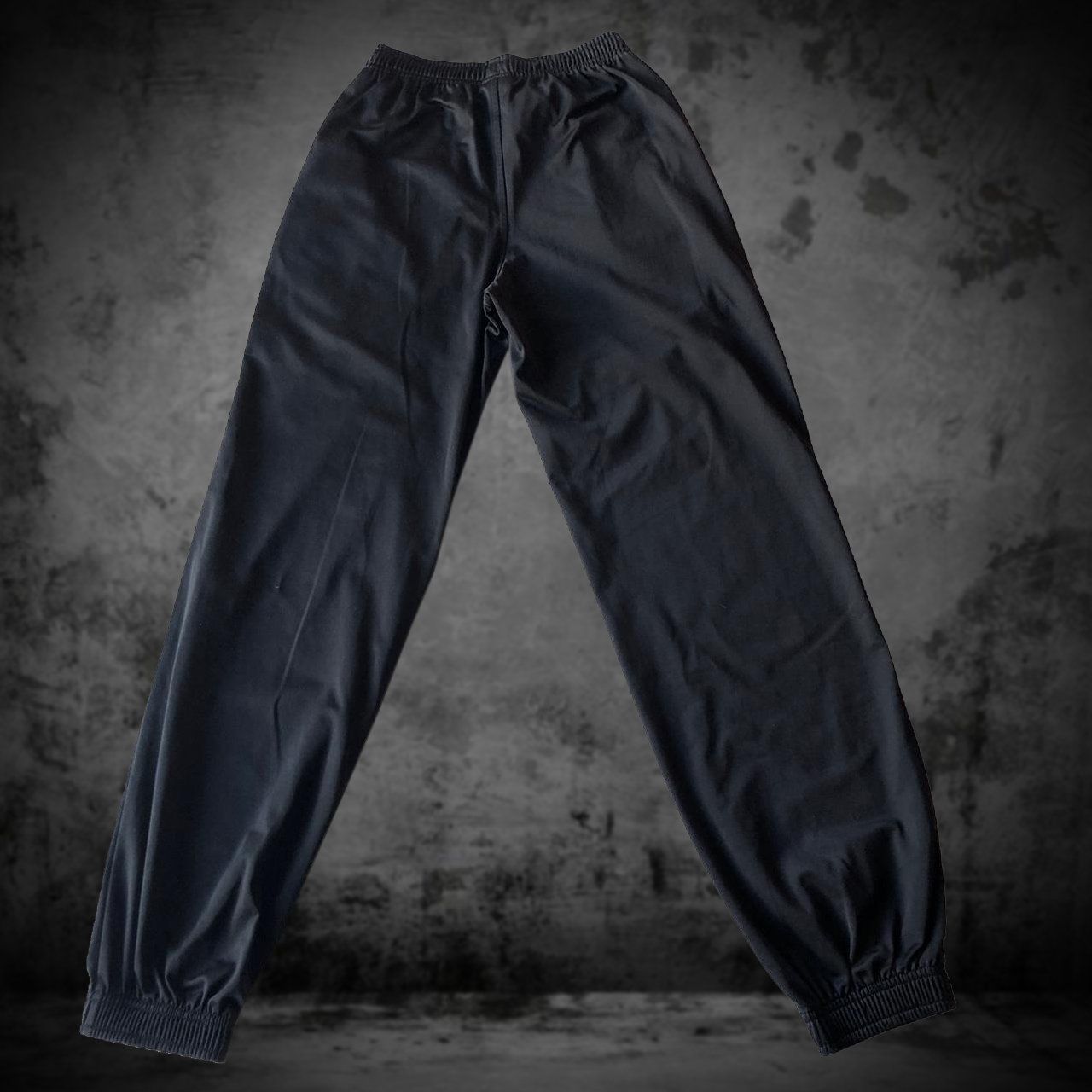 Puma Hosen: Jogging Puma Boy Black XL – Gebraucht aus Genève von ang_7j7j 4