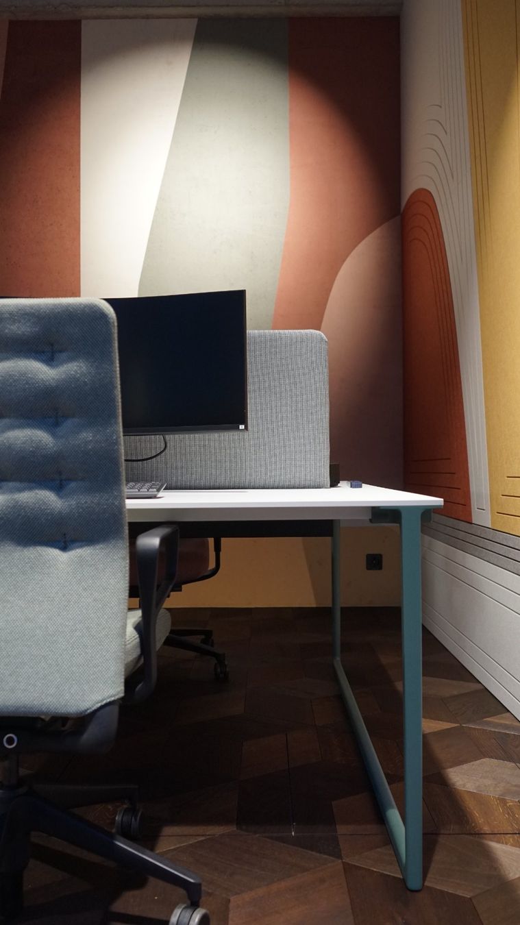 Schreibtische: TOA 3S Workstation - Pedrali – Gebraucht aus Cham von BeyondDesign