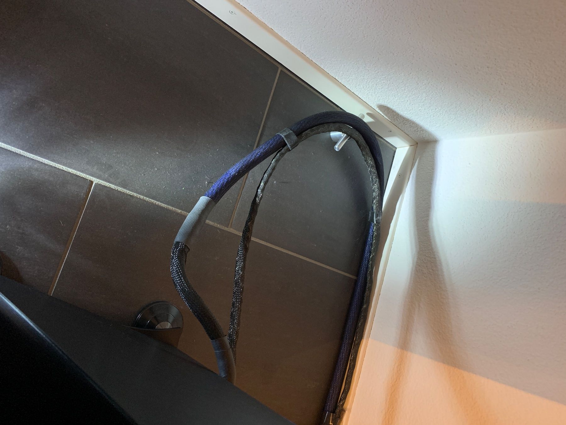 Cavi: Lautsprecherkabel und NF-Kabel der Superlative! – Usato da Embrach venduto da Pampam0