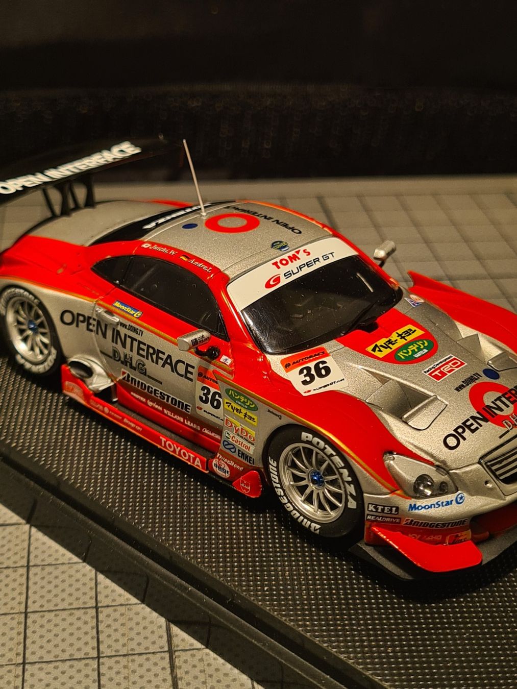Lexus Modellini d'auto: OPEN INTERFACE TOM'S SC430 Super GT 2006 - 1:43 EBBRO – Nuovo (secondo la descrizione) da Chézard-St-Martin venduto da AlPat-Collections 3