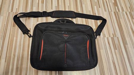 Targus Laptoptasche / NEU / mit Schultergurt