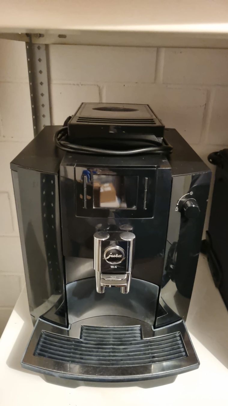 Jura Machines à café & Machines à expresso: Jura Kaffeemaschine WE6 – D'occasion à Oberengstringen par freakmamma