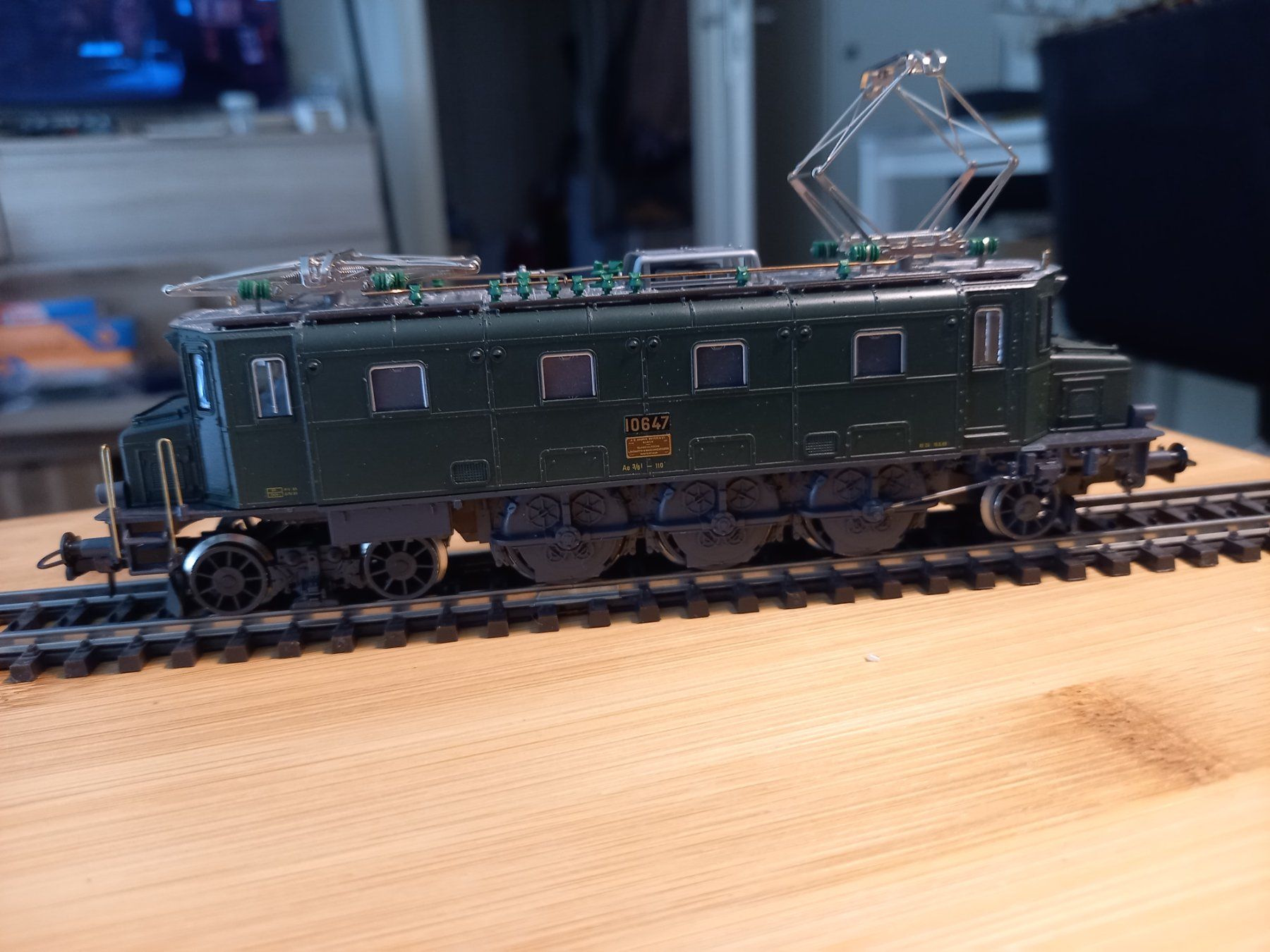Fleischmann Modellini di ferrovie: Ae3/6 l von Fleischmann DC – Usato da Luzern venduto da titanic68