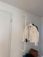 Garderobe Tamina (Metallbude) in weiss