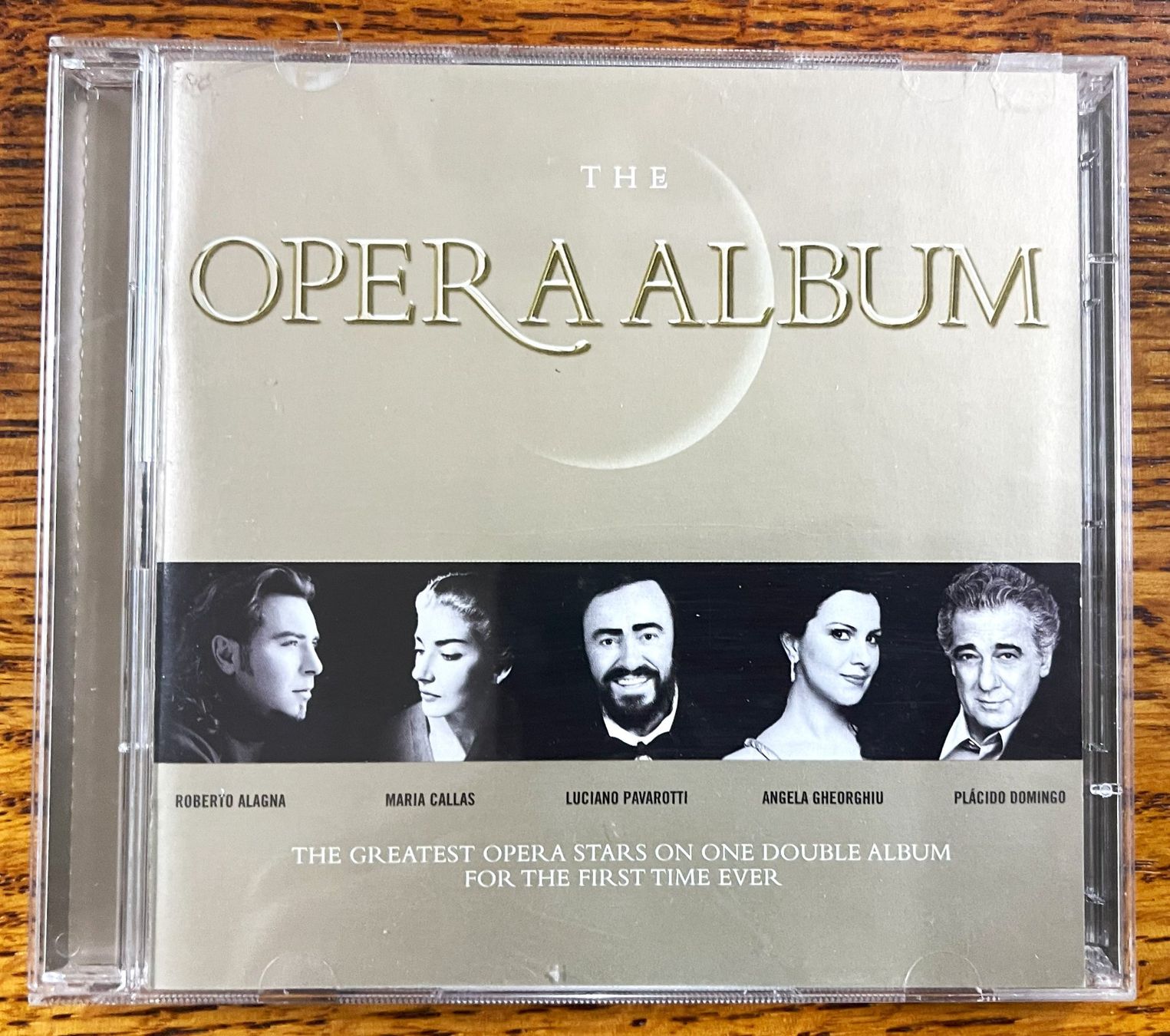 CD: The Opera Album CD – Usato da Oftringen venduto da Vucki
