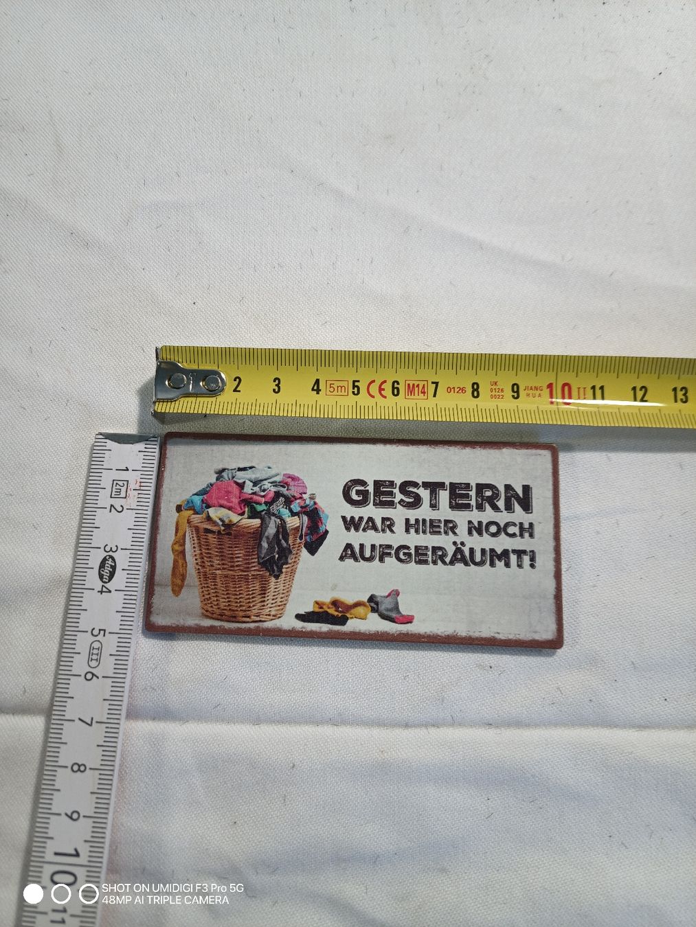 Magnets: Magnet Spruch Gestern war hier noch aufgeräumt  – Neuf avec emballage d'origine à Aarwangen par to-hirschi 1