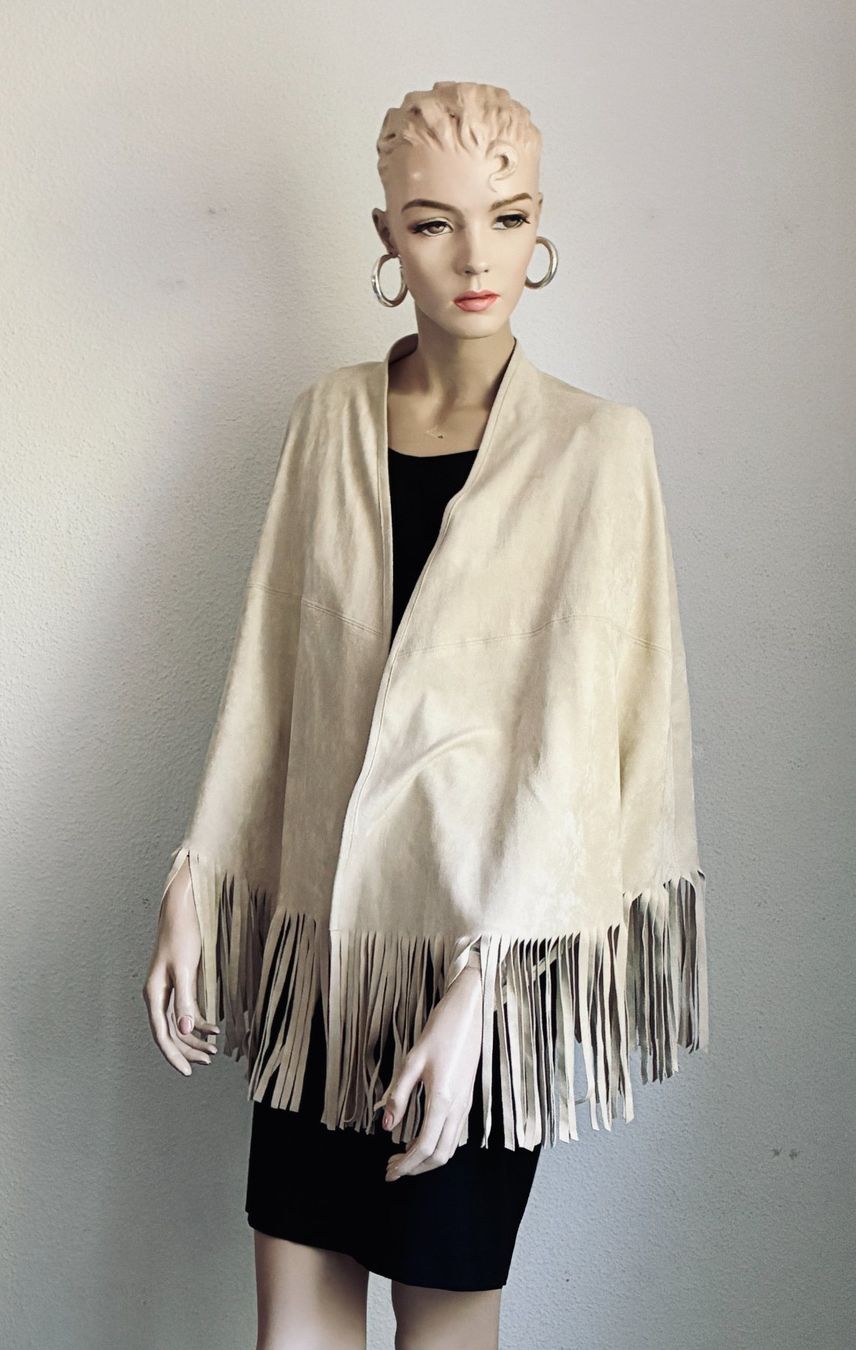 Marc Cain Altro in Moda donna: MARCCAIN Poncho/Cape mit Fransen Beige – Usato da Kloten venduto da Nephty