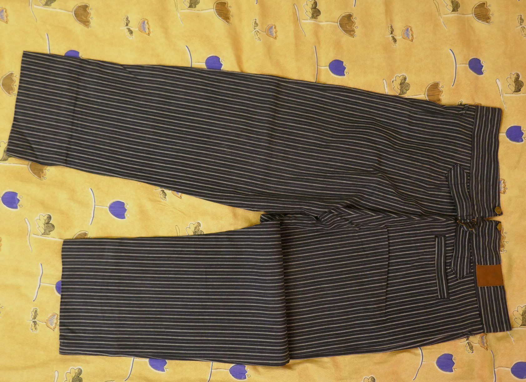 Pantaloni: Diplomatenhose mit Hosenträger – Usato da Zollikofen venduto da Willmac 2