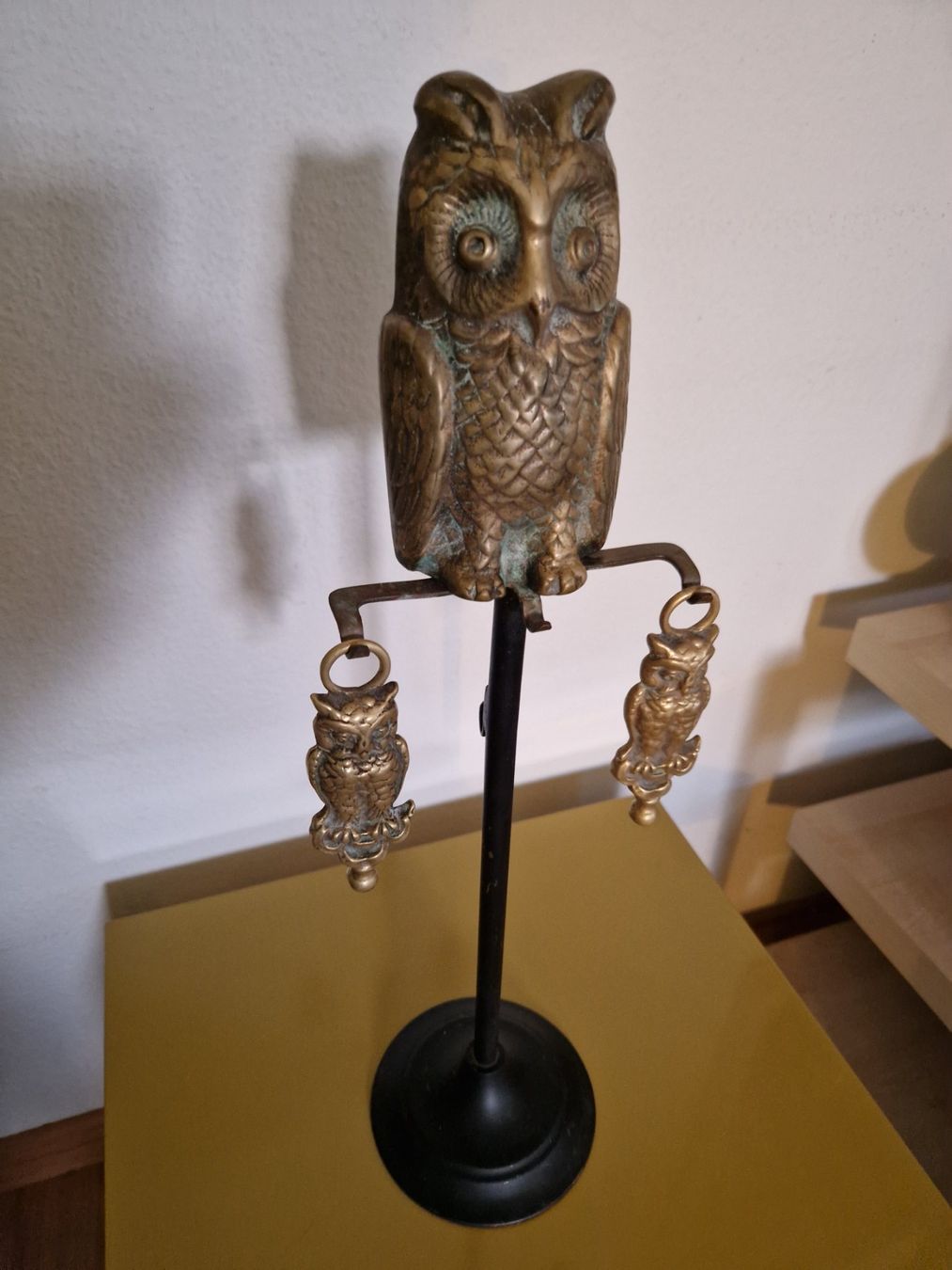 Statuette: Eule 3x aus Messing mit Ständer – Usato da Fislisbach venduto da mka_km8f 6
