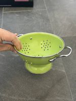 Emaille Küchensieb Grün