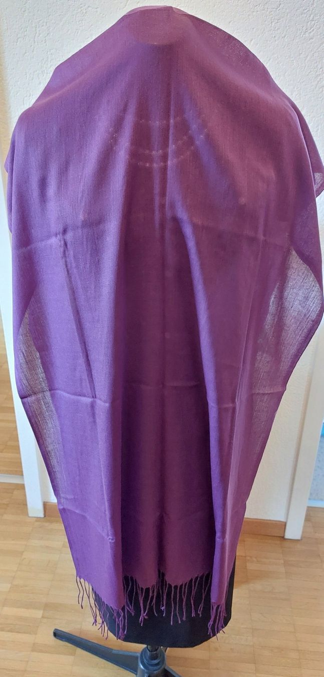 Foulard & Sciarpe: Weiche Pashmina Schal lila – Nuovo e nell'imballaggio originale da Zollikofen venduto da Blackie 5