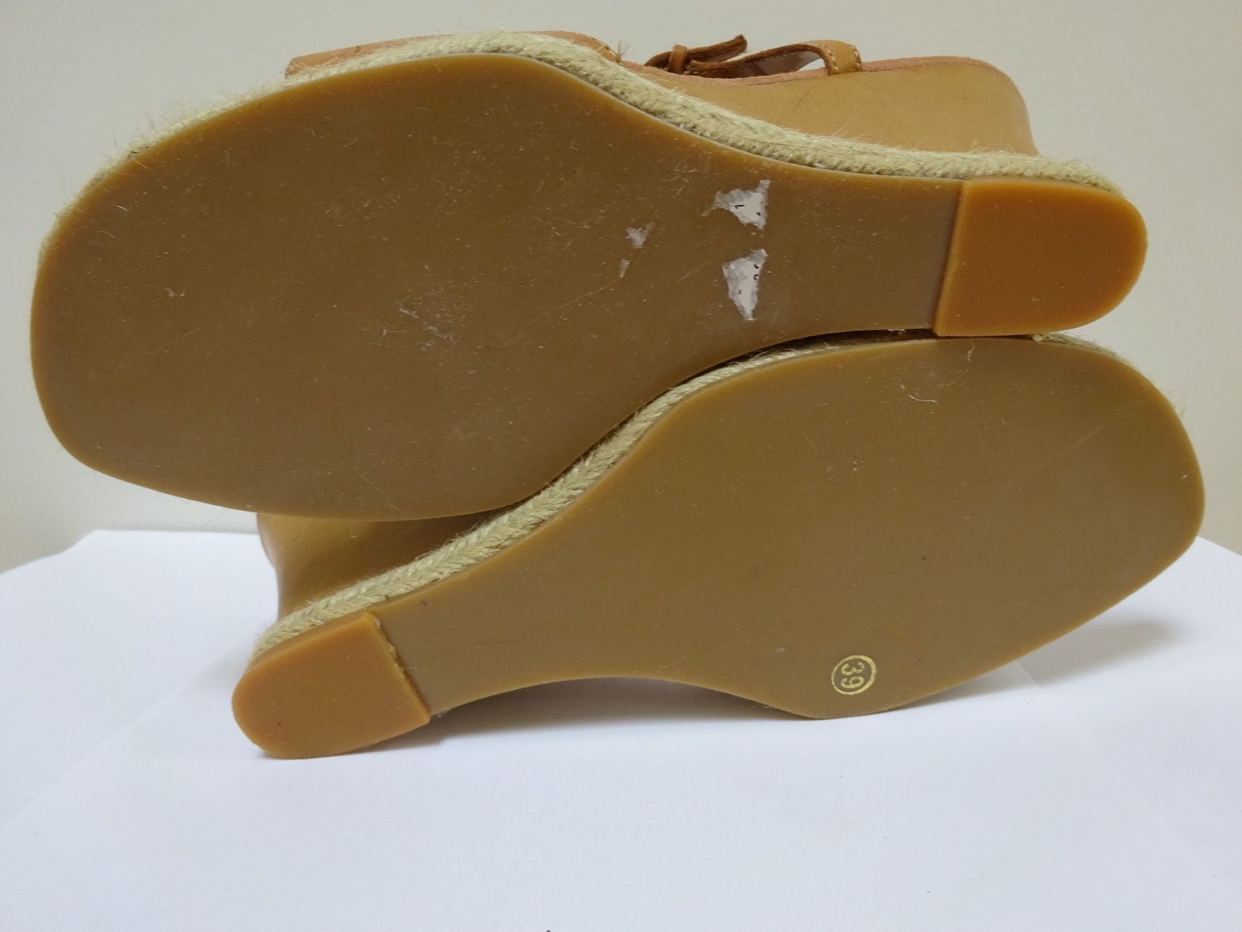 Scarpe da donna: Neue Leder Sandalen - braun - Grösse 39 – Nuovo (secondo la descrizione) da Zofingen venduto da Justizia_01 3