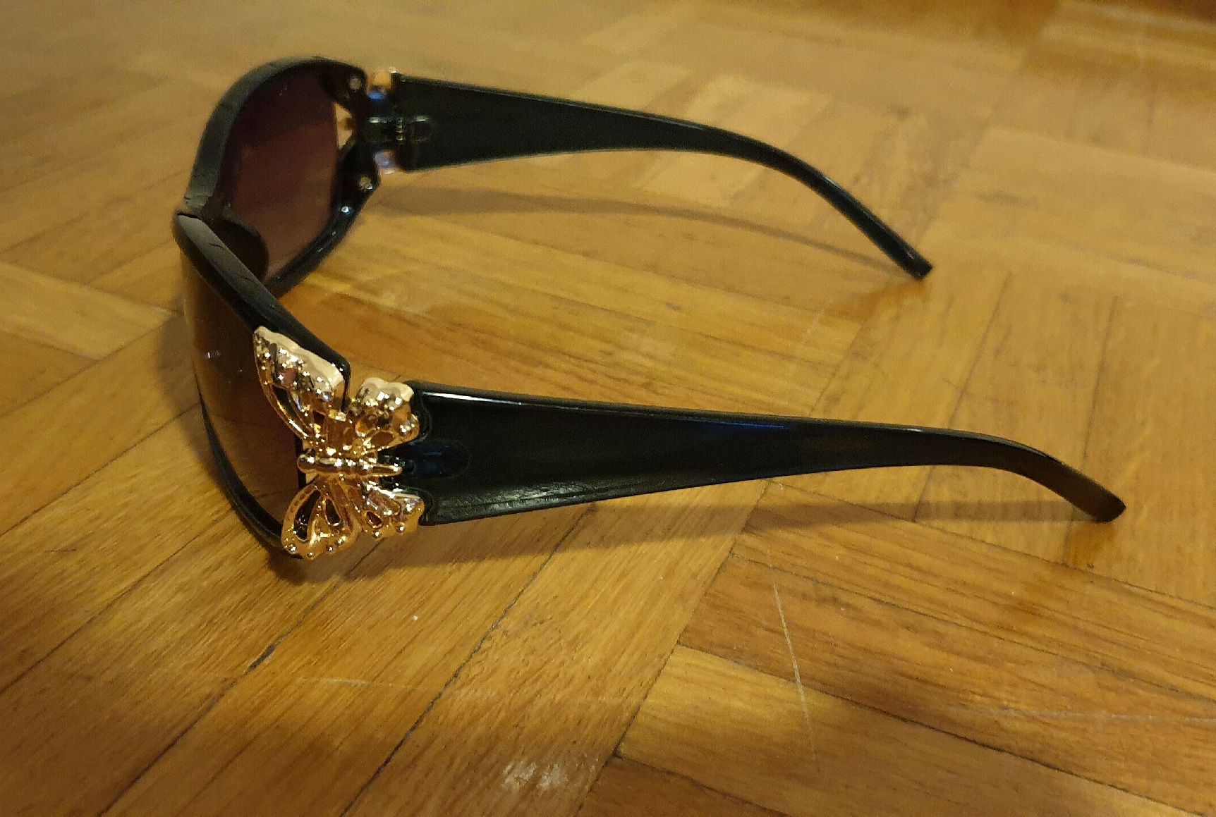 Occhiali & Lenti: Sonnenbrille mit UV–Schutz – Nuovo (secondo la descrizione) da Zürich venduto da ptanyela 1