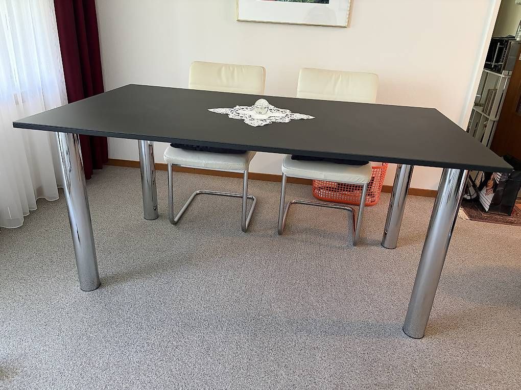 Tische: Esszimmertisch – Gebraucht aus Zug von Quips35 1